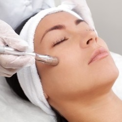 Diamond microdermabrasie apparaat F-834 Diamond microdermabrasie apparaat F-834