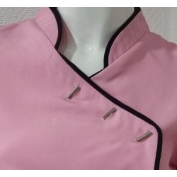 Tuniek Romy: Licht-Roze met zwarte bies Tuniek Romy: Licht-Roze met zwarte bies