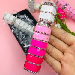 Hervulbare Parfum Verstuiver Fles met strass 12ml - Kleur: Gekleurd Roze Hervulbare Parfum Verstuiver Fles met strass 12ml - Kleur: Gekleurd Roze